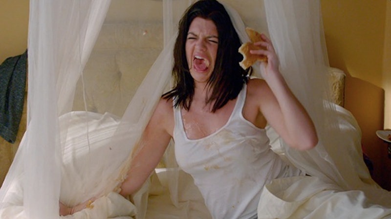 19 Gross Things All Women Do In Private Or At Least When We Think No