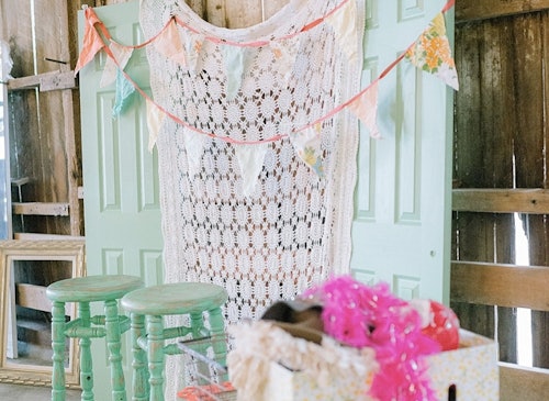 12 Diy Wedding Photo Booth Ideas That Will Save You Money And