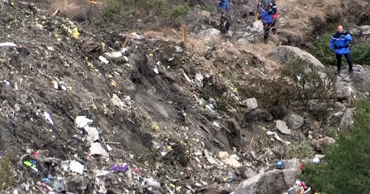 Germanwings Flight 9525 Descended For 18 Minutes Before Crashing ...