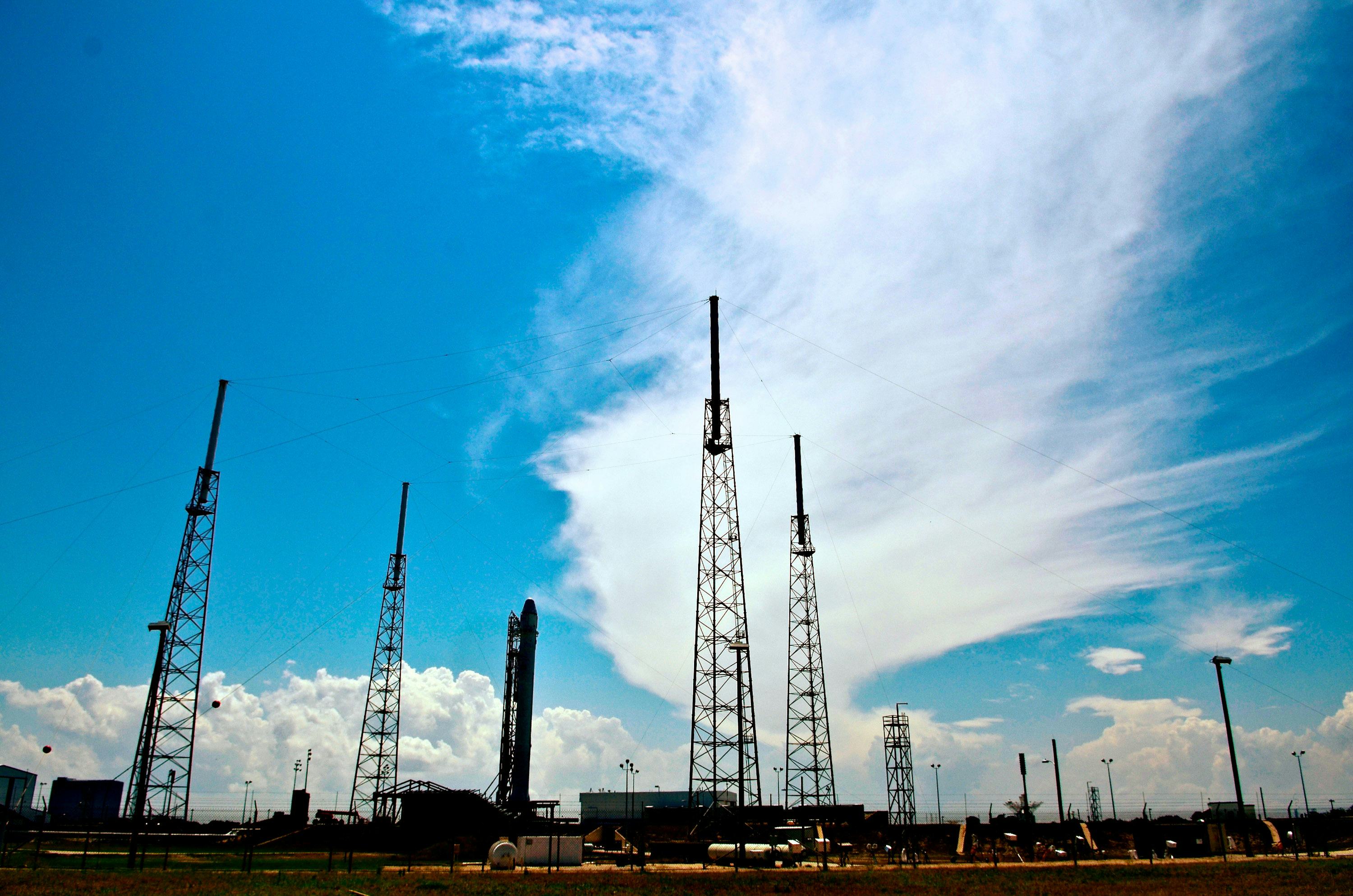 Why Did The SpaceX Falcon 9 Rocket Explode? Here�s What We