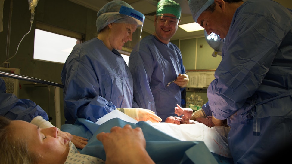 Why Have A C-Section? 19 Women Share Their Reasons, And None Of ... Why Have A C-Section? 19 Women Share Their Reasons, And None Of ...