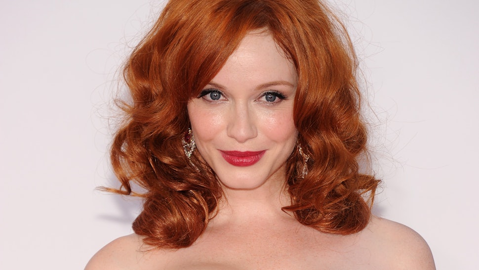 Christina Hendricks Dyed Her Hair Blonde And Looks Stunning