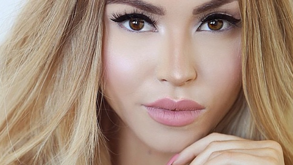 9 Best Instagram Accounts For Makeup Inspiration, Because You Don't