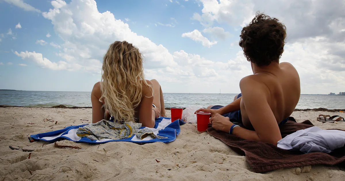 10 Kinds Of Sex To Have This Summer Because Beach Season Is About 10 Kinds Of Sex To Have This Summer Because Beach Season Is About