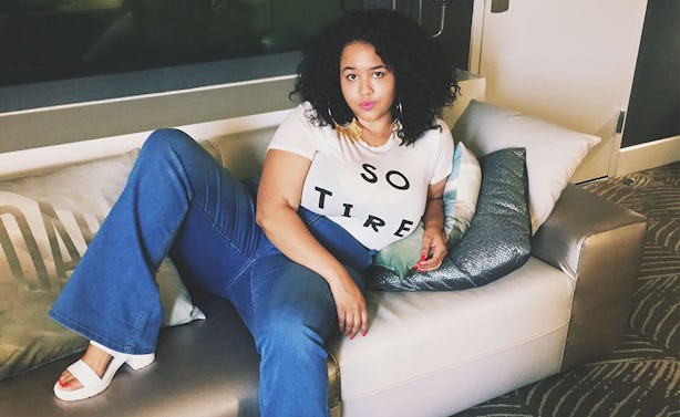 9 Women Wearing Flare Jeans Because It's Time To Say Goodbye To Your ...