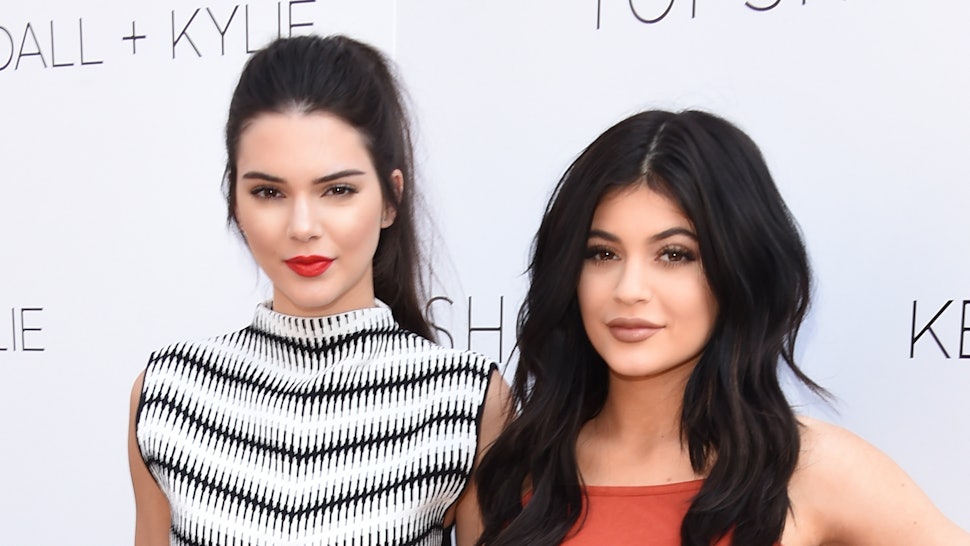 Kourtney Kardashian Kendall And Kylie Jenner Show Off Their 1920s