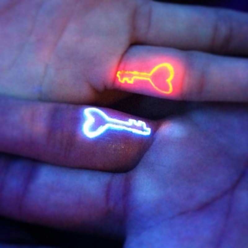 9 Awesome Black Light Tattoo Designs
