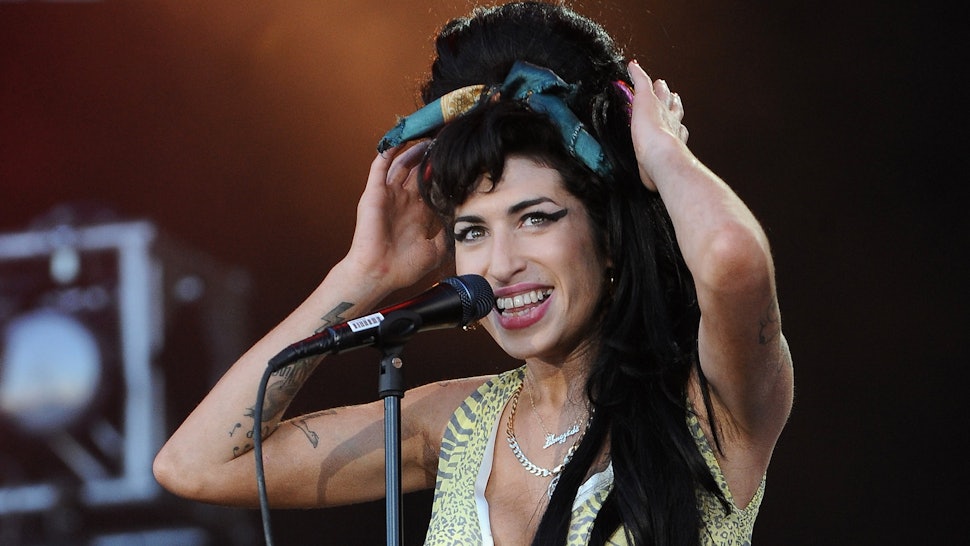 Amy Winehouse S Beehive Eyeliner Were As Big And Beautiful As