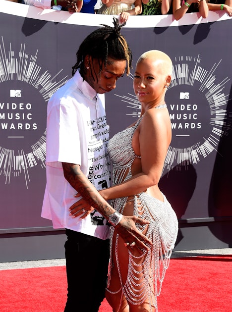 Amber Rose Twerks It Out For Hubby Wiz Khalifas 1 Album — Video