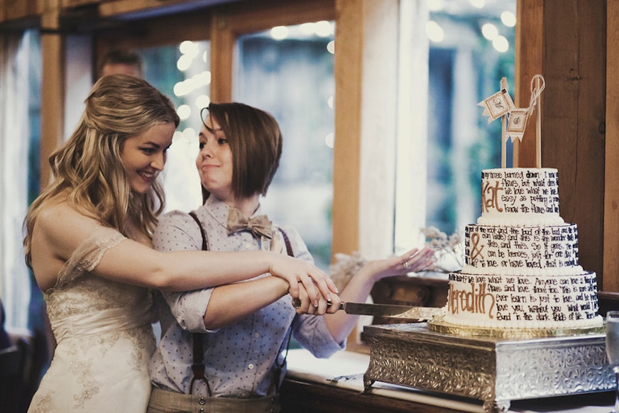 Lesbian Couple Wedding Photos Go Viral And Produce Heartwarming Responses