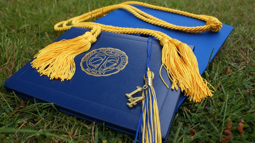 14 Quotes For Graduation Season From Neil Gaiman Maya