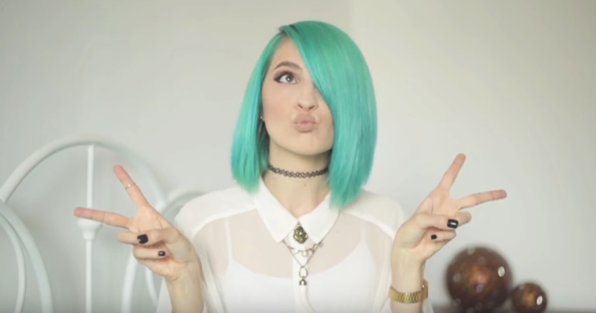 11 Graduation Hairstyles For Short Hair Because We Re Not All