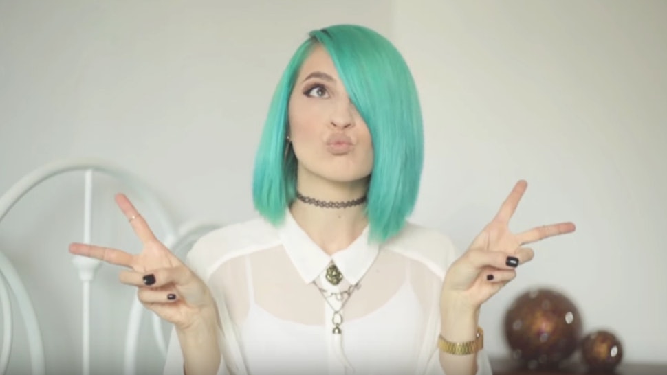 11 Graduation Hairstyles For Short Hair Because We Re Not All