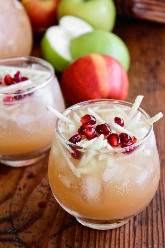 Which Alcohol Goes Best With Apple Cider? 10 Ways To Spike This