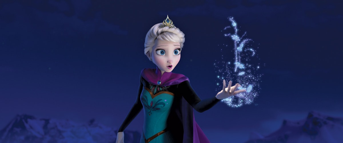 Once Upon A Time Casts Elsa From Frozen And The Resemblance Is Uncanny