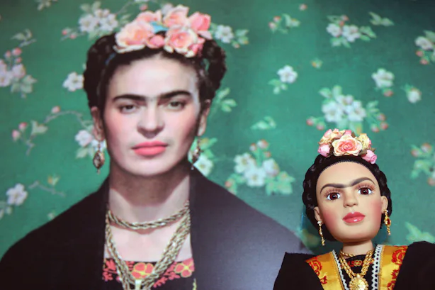 7 Frida Kahlo Inspired Clothes And Accessories That Will Serve As The ...