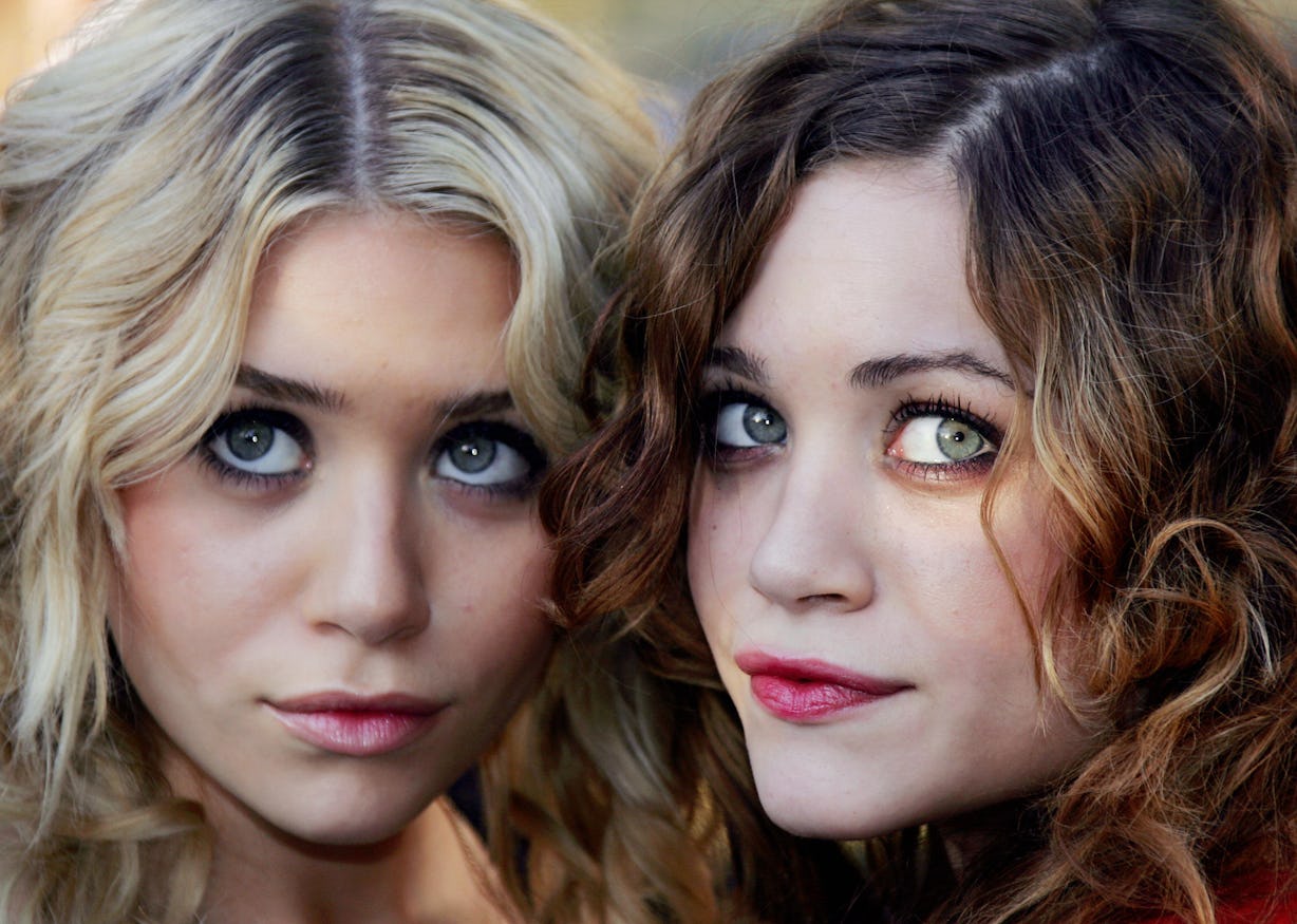 5 Things Fraternal Twins And Triplets Want You To Know, Because Not All