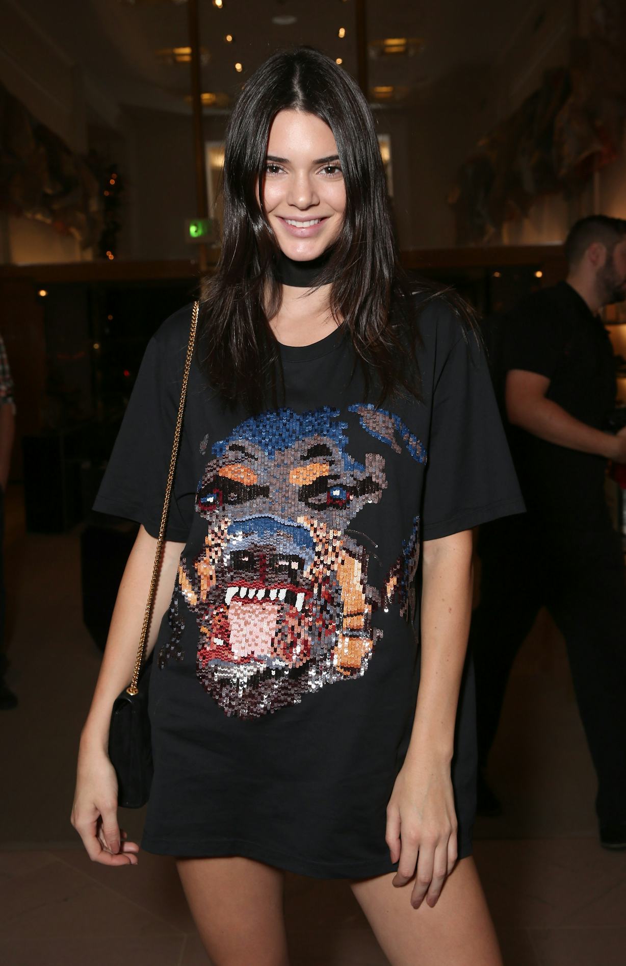Kendall Jenner Wears A Hoodie So Well Because Shes An Off Duty Style Star — Photo 6545