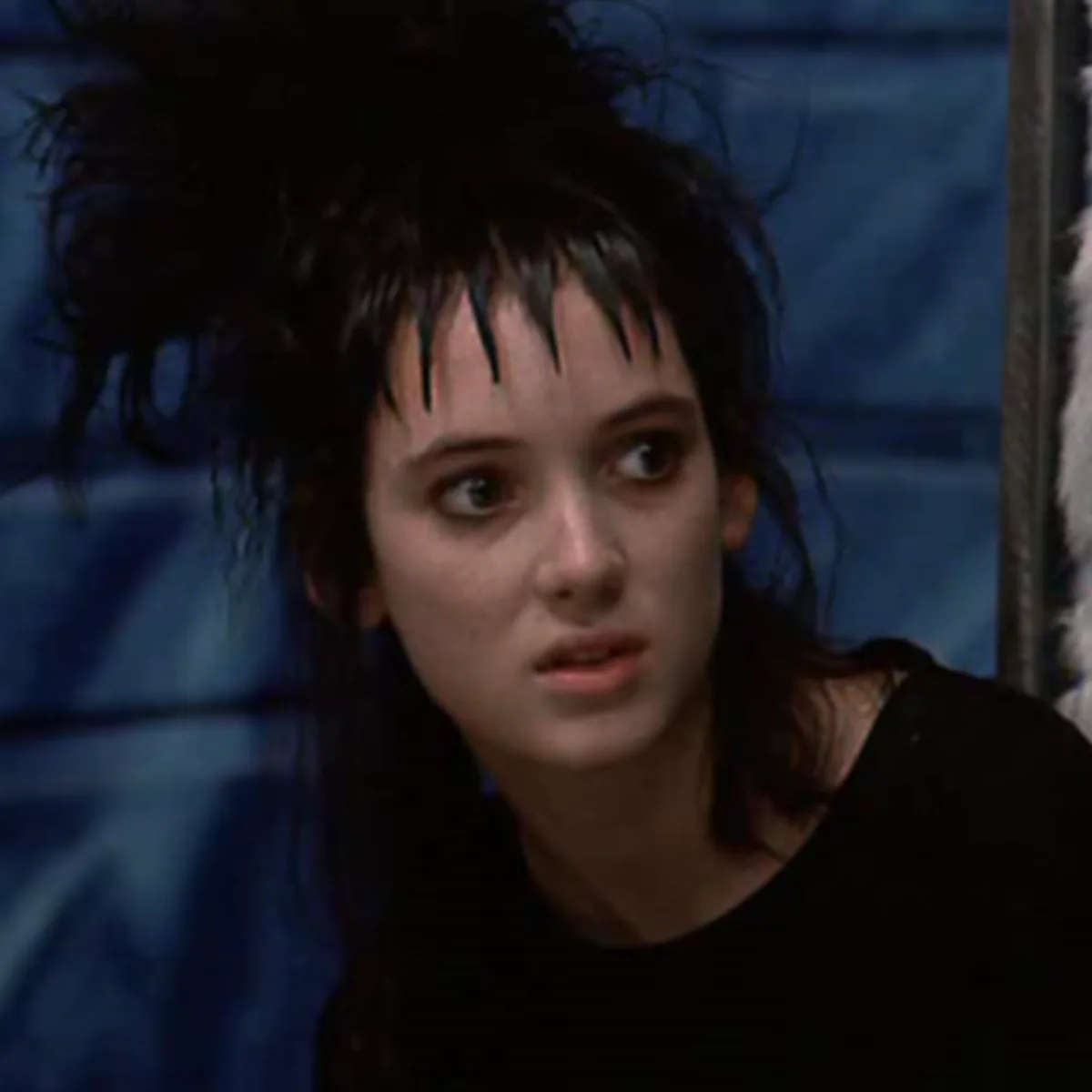 The Story Behind Lydia Deetz's 'Beetlejuice' Outfits WIll Make You Nostalgic The Story Behind Lydia Deetz's 'Beetlejuice' Outfits WIll Make You Nostalgic