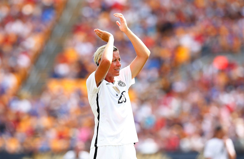 Abby Wambach applauding the fans during her last game for the USWNT