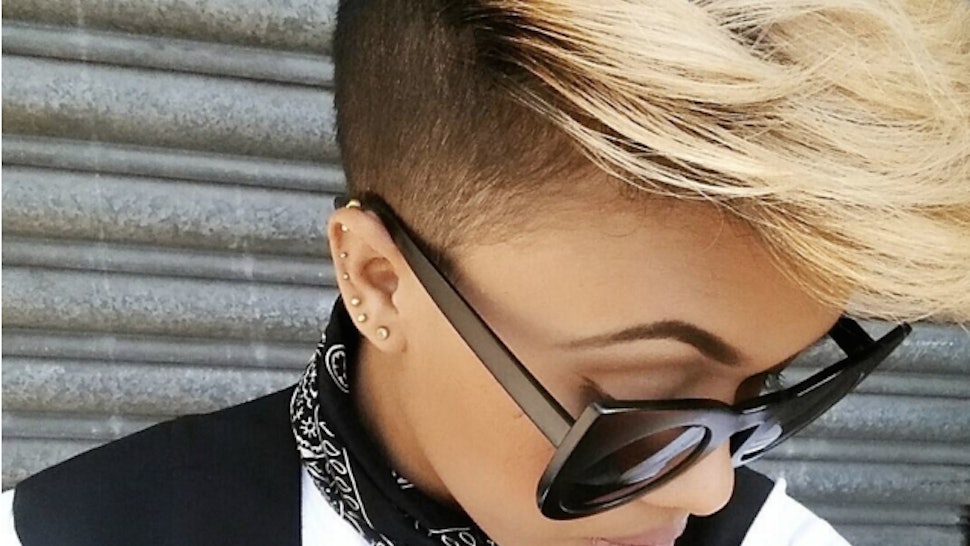 buzzed sides haircut for women 43 Women With Super Short Buzzed Hair Who Define Their buzzed sides haircut for women 43 Women With Super Short Buzzed Hair Who Define Their