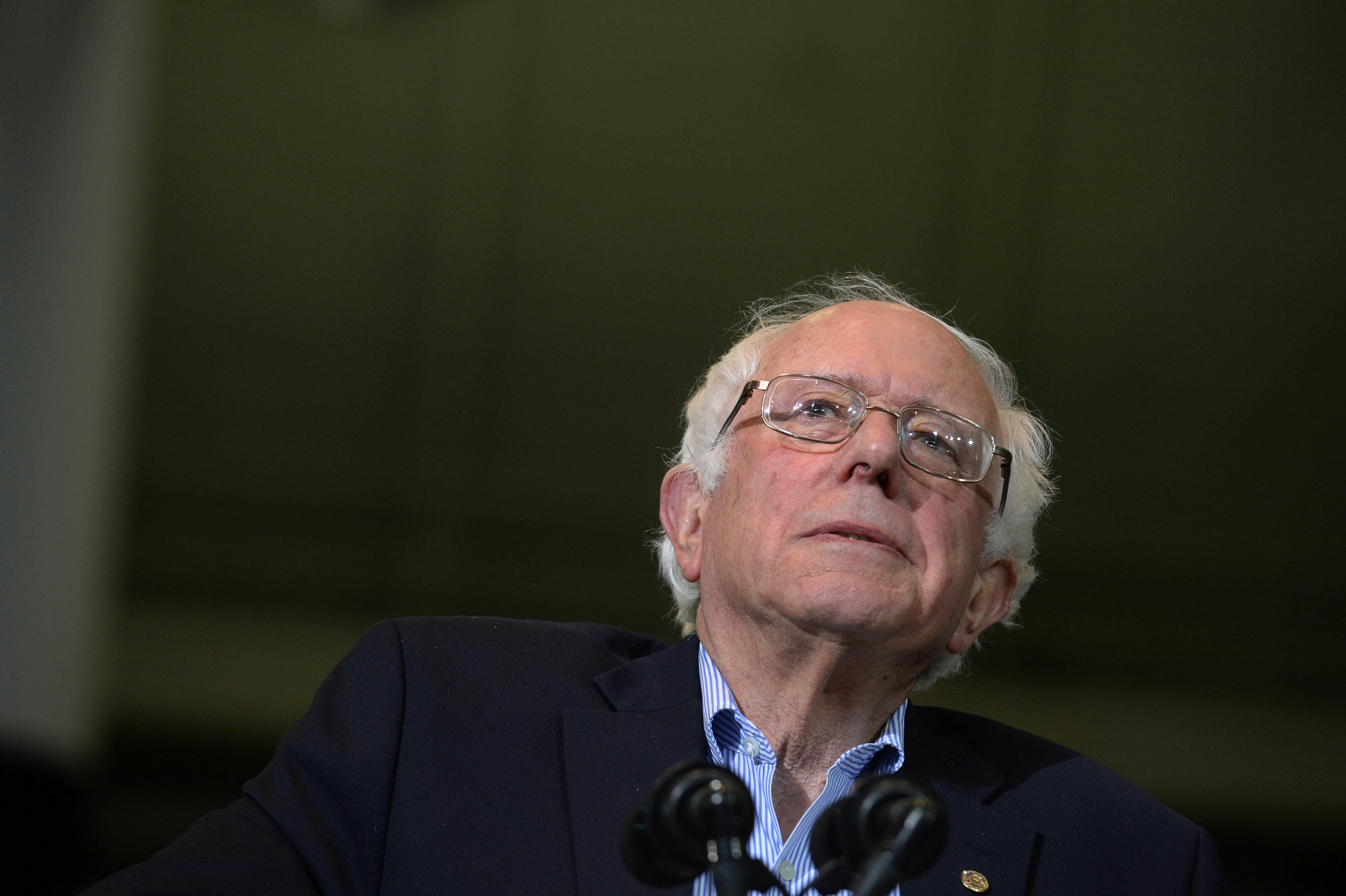 5 Vital Reasons Bernie Sanders' First Debate Performance Might Be The ...