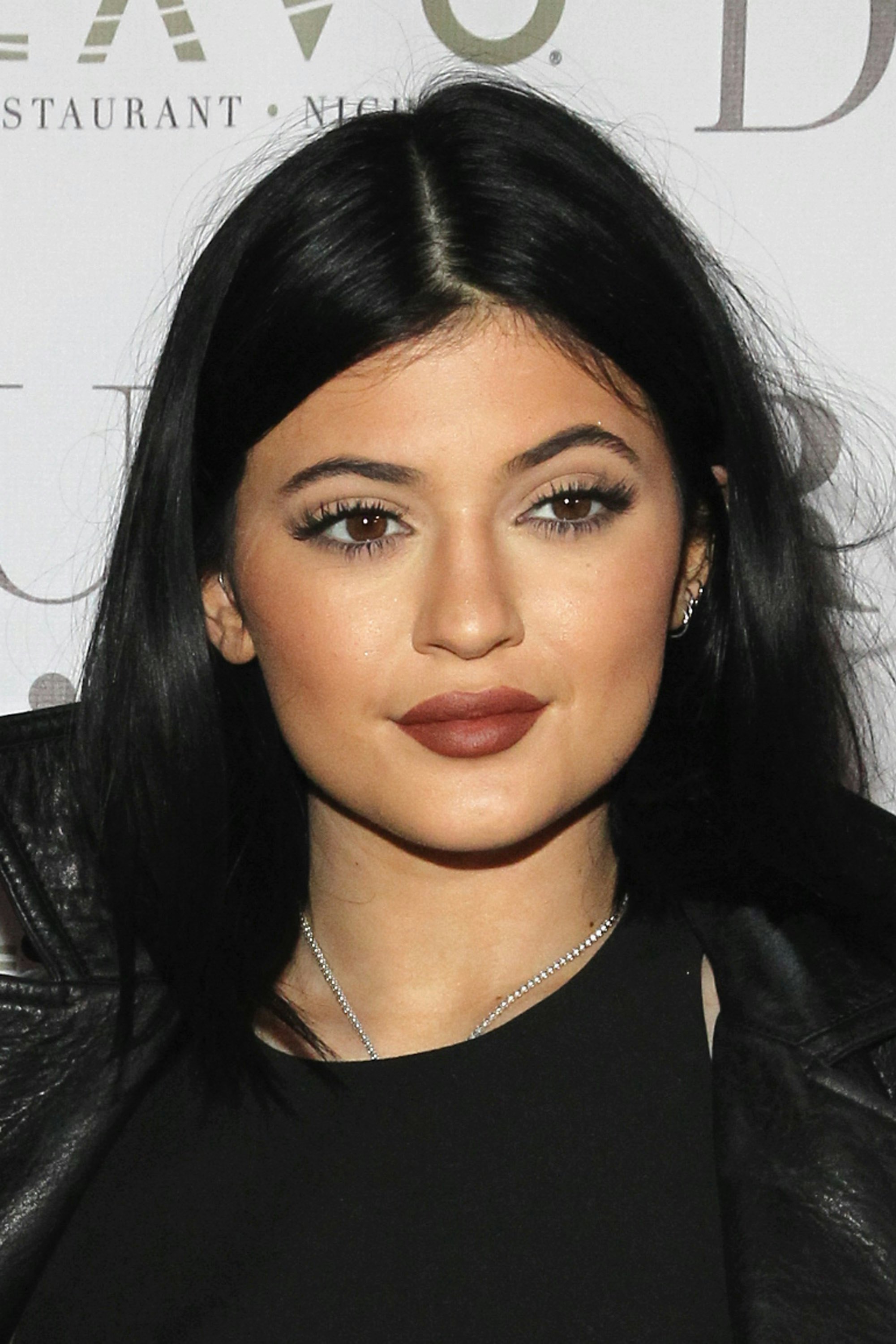 kylie jenner lob haircut