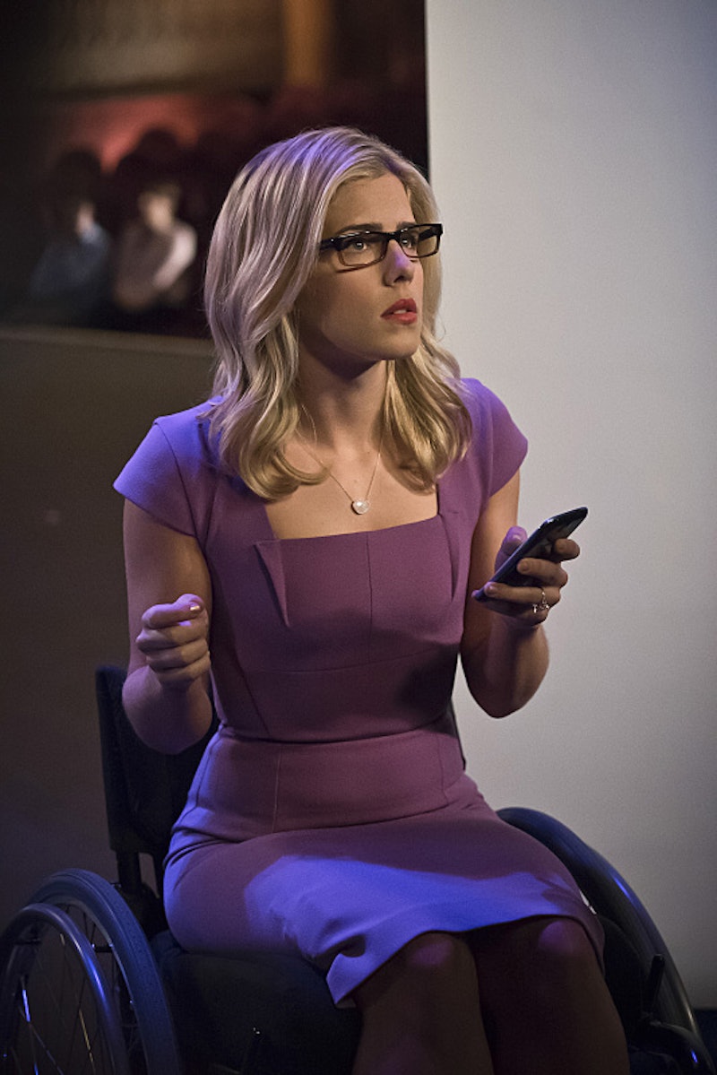 Will Felicity Walk Again On Arrow Curtis Solution Is Giving Us 2012
