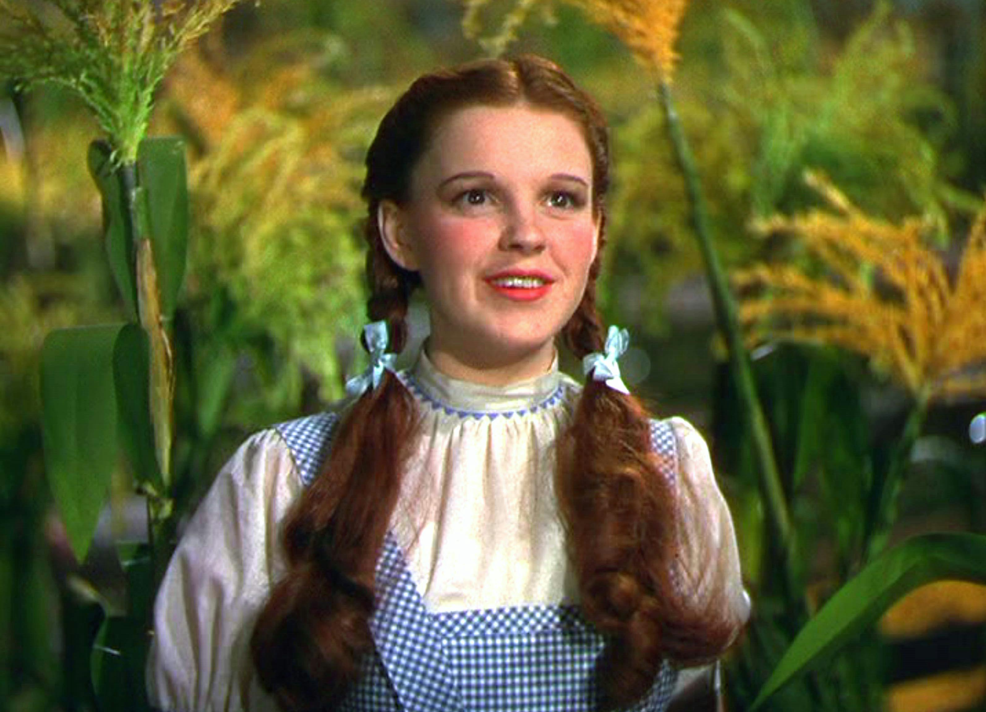 Communication on this topic: Yvonne De Carlo, yvonne-de-carlo/ Discussion on this topic: Rebecca Breeds, yvonne-de-carlo/