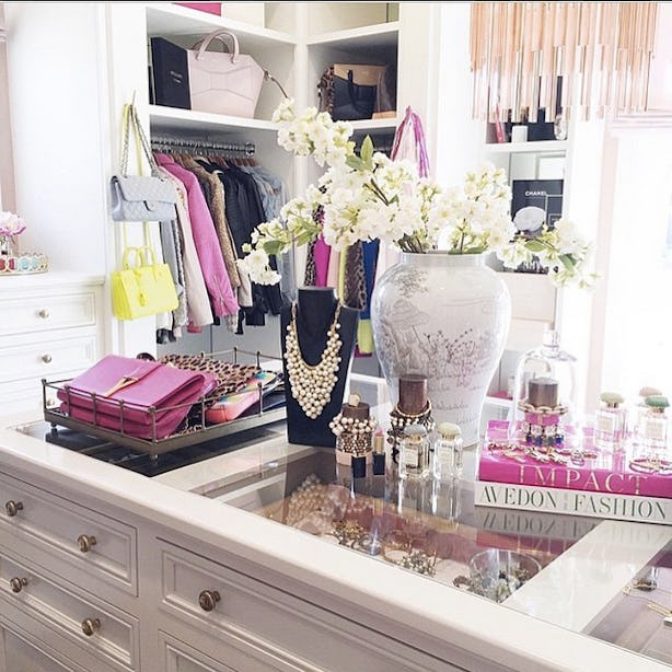 6 Ways To Make Your Apartment Look Like A Fancy Rich Person's Apartment