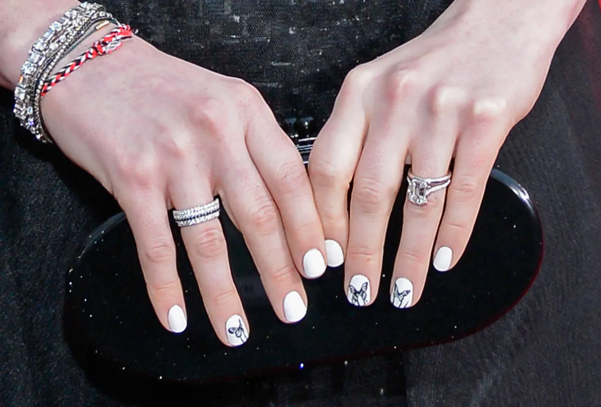 Can You File Gel Nails The Answer Might Surprise You PHOTOS Can You File Gel Nails The Answer Might Surprise You PHOTOS