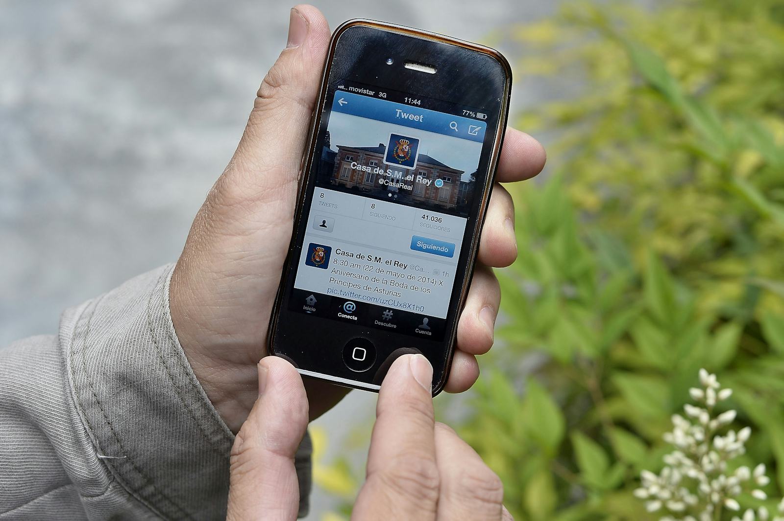 4 Hidden Twitter Features That Will Make You A Better Tweeter