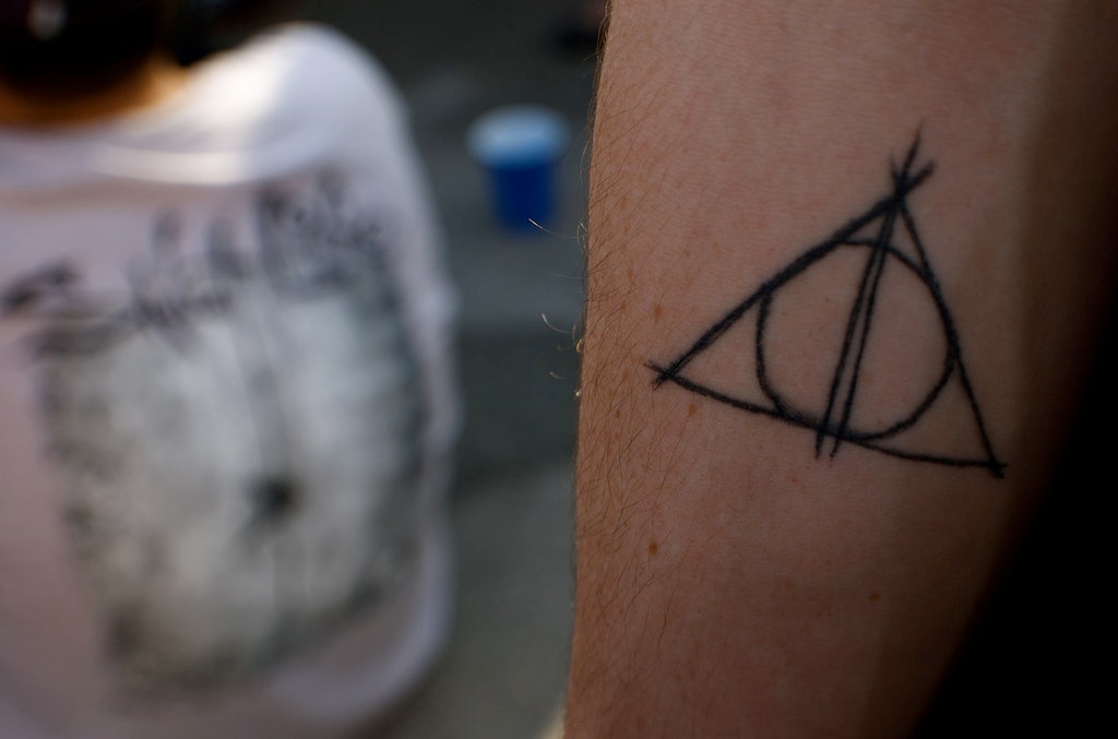 Saw people sharing their Deathly Hallows tattoo Heres mine Its on the  inside of my ankle  I cant wait to get Hogwarts one day  rharrypotter
