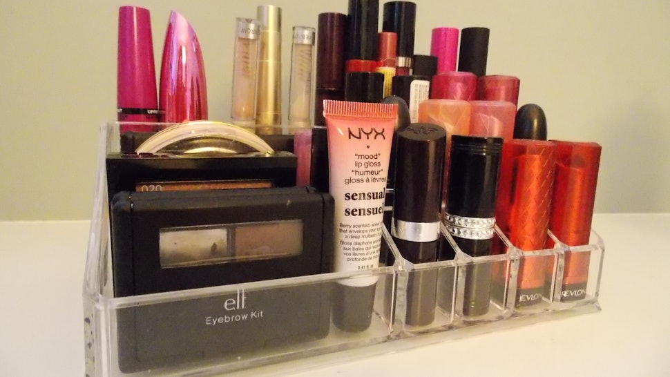 7 Tips For Organizing Your Vanity Because In The Morning The