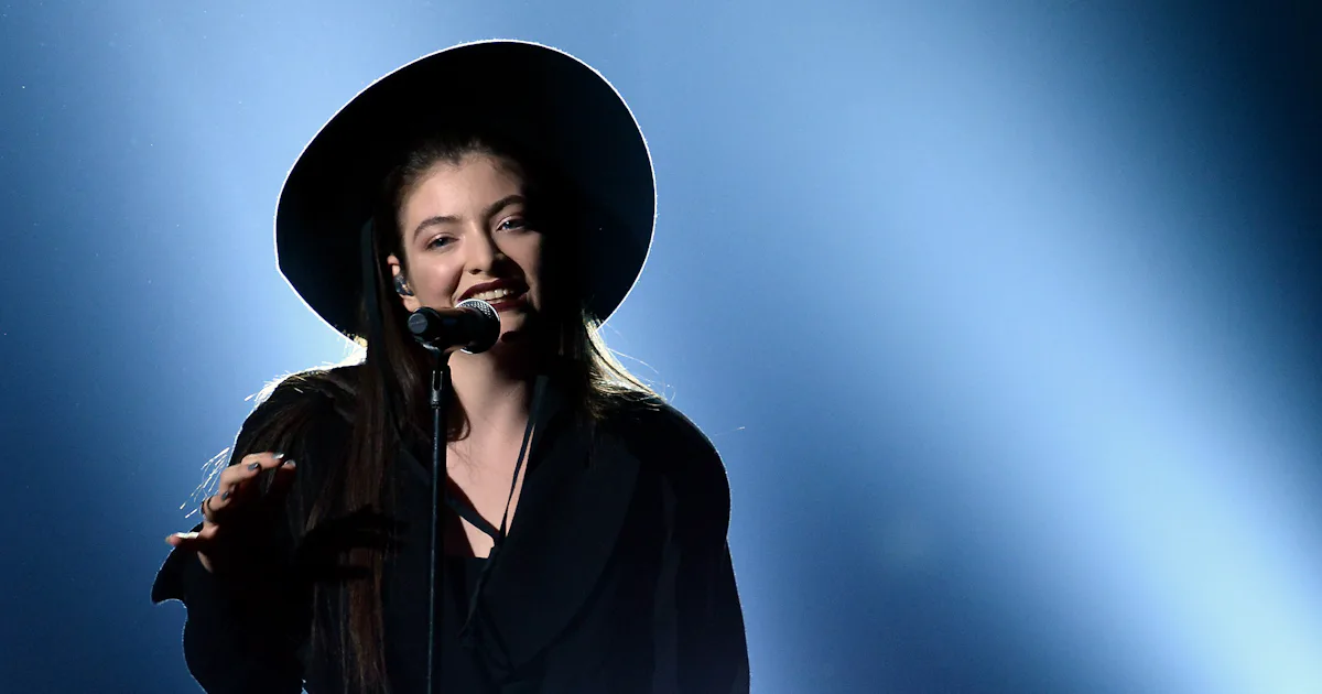 Lorde Interview Lorde's Latest Interview Is Witty, Ballsy, & Very Lorde