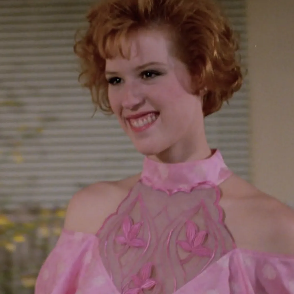 34 Things You Notice Rewatching 'Pretty In Pink,' From The Fashion To That Ending 34 Things You Notice Rewatching 'Pretty In Pink,' From The Fashion To That Ending