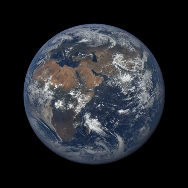 Земля реальное фото из космоса целиком