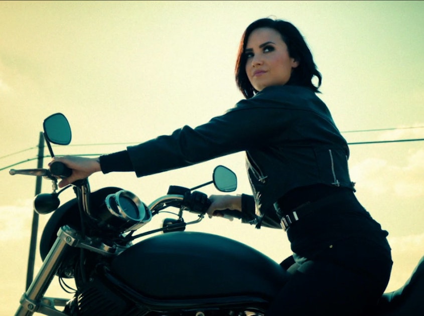 Demi Lovato S Confident Music Video Is Badass From Start To Finish — Video