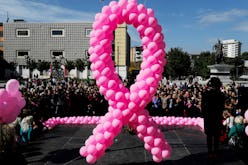 Lisa Royle Posted A Photo Of Her Breast On Facebook, And It Could Save ...