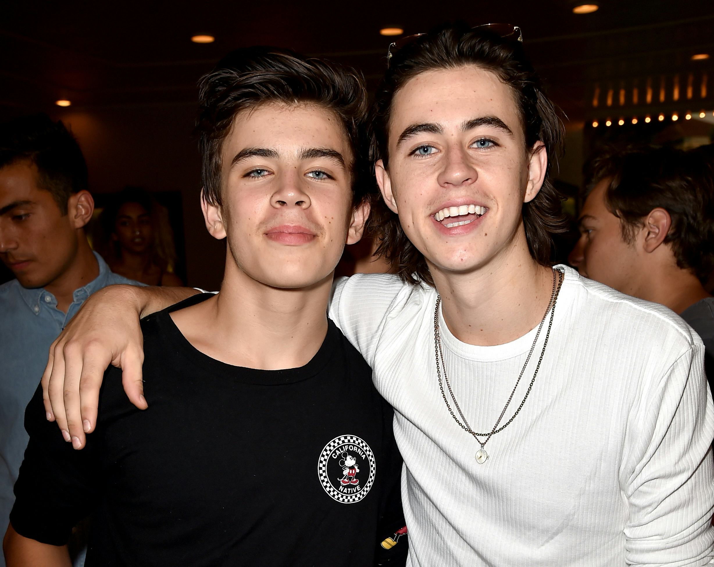 Nash \u0026 Hayes Grier Are Hilarious Together, So Check Out Some Of Their  Silliest Vine Collaborations — VIDEOS, image size:1200x900