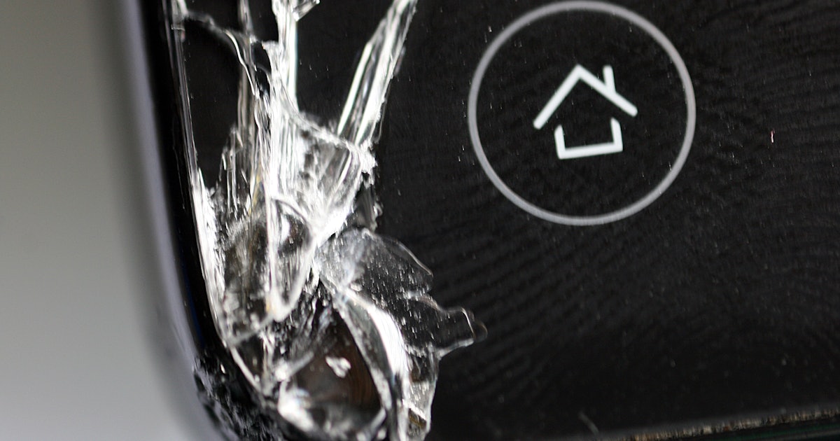 Why Does My Phone Screen Keep Cracking? Science Sheds Light On Why Your
