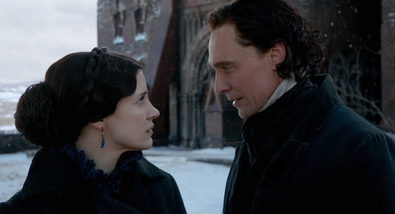 800px x 433px - The 'Crimson Peak' Incest Plot Pushes The Envelope When It Comes To  On-Screen Love