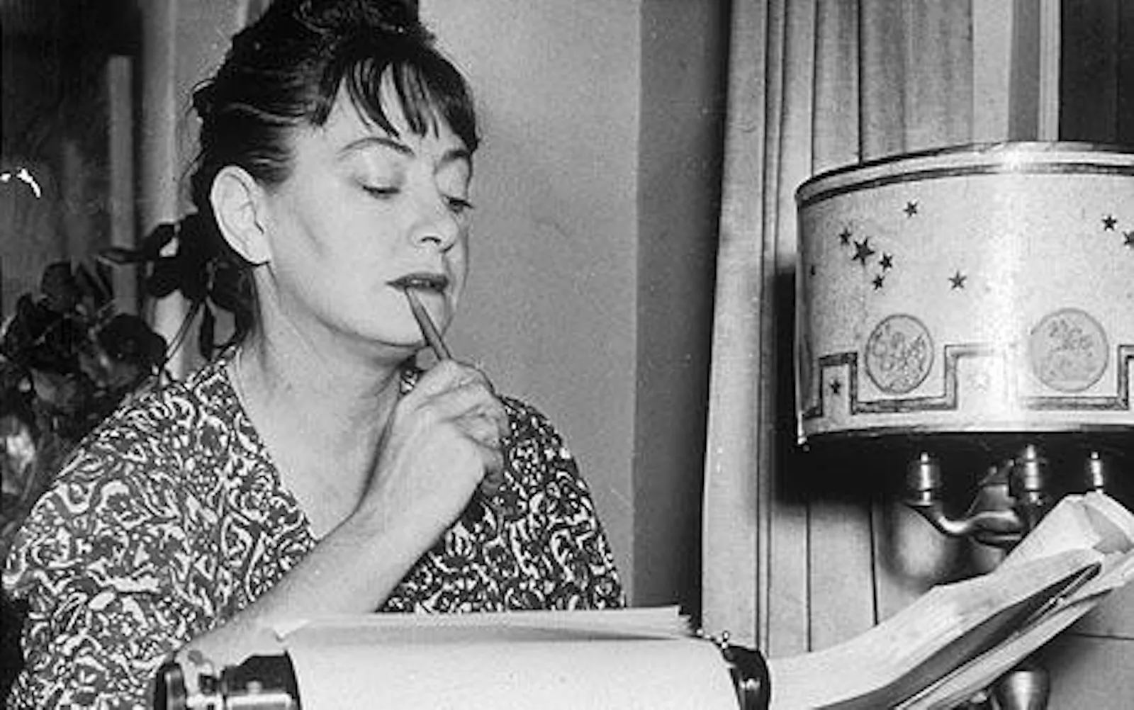 Read These 8 Female Poets Before Going To College Or Really Anytime Read these 8 female poets before going to college or really anytime