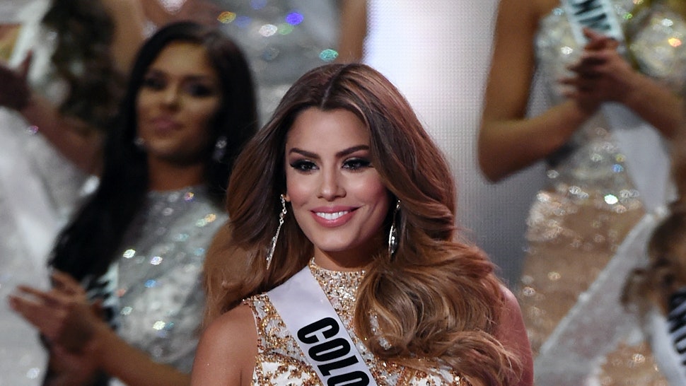 7 Ariadna Gutierrez Hairstyles To Copy Because Pageant Locks Are