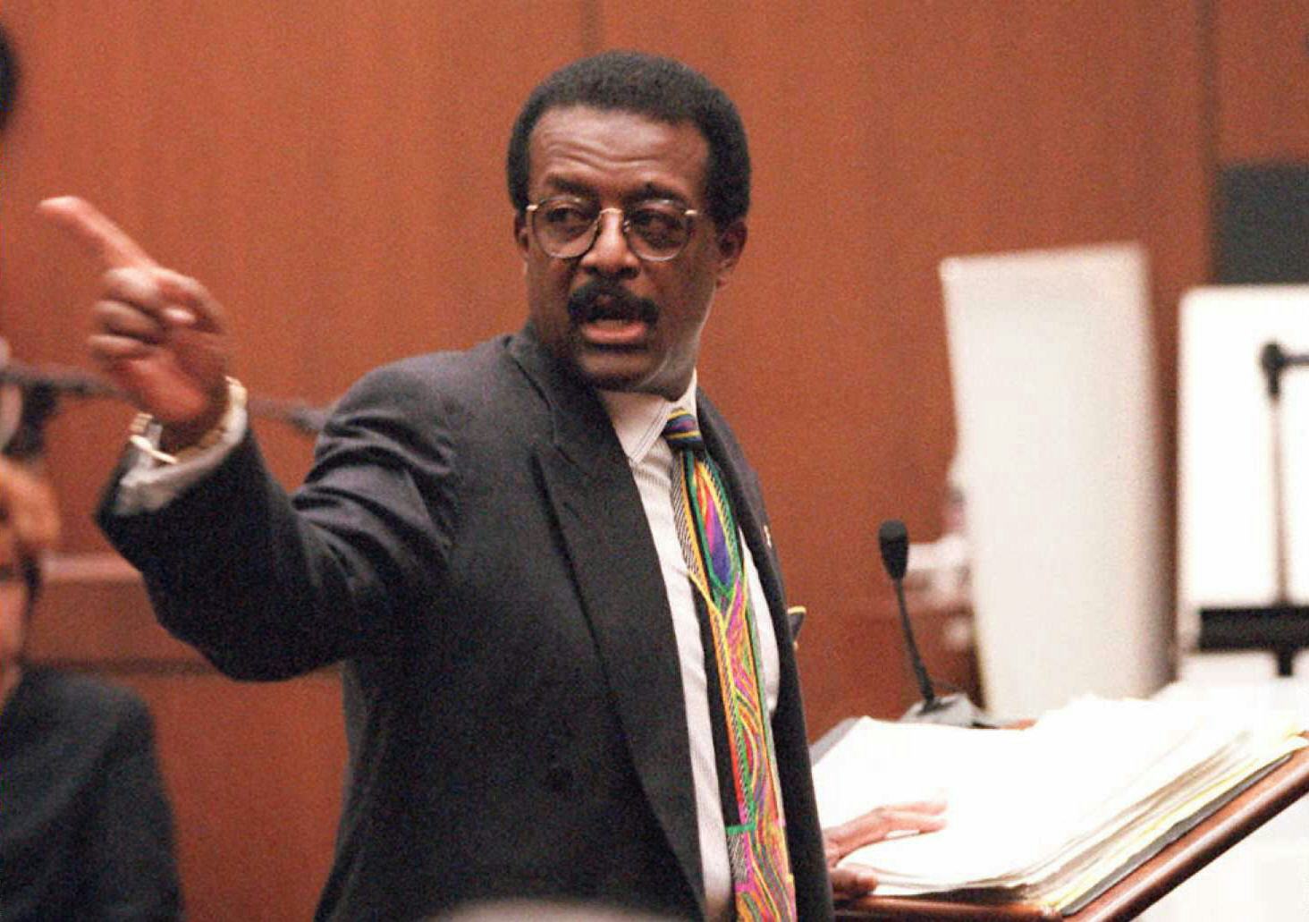 These Johnnie Cochran Quotes About Robert Shapiro Show The 'American