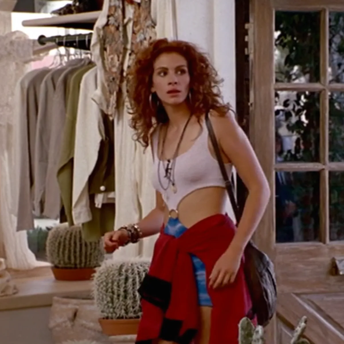 Ranking Julia Roberts' Outfits In 'Pretty Woman,' Because There Was More Than Just The Vivan Ranking Julia Roberts' Outfits In 'Pretty Woman,' Because There Was More Than Just The Vivan