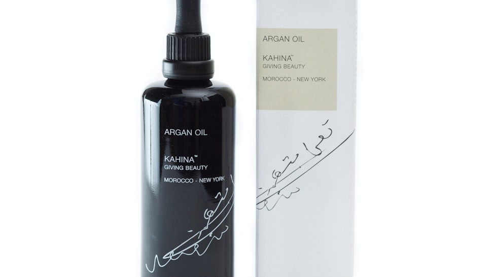 9 Serums For Acne Prone Skin Because Oil Can Be Your Best Friend