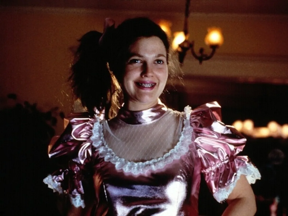 12 '80s and '90s Prom Dresses From TV And Movies That I Never Want To Forget 12 '80s and '90s Prom Dresses From TV And Movies That I Never Want To Forget