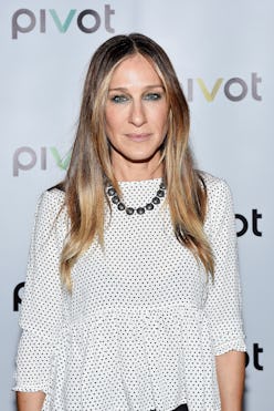 Sarah Jessica Parker Stuns In A Green Emerald Dress At The Premiere Of ...