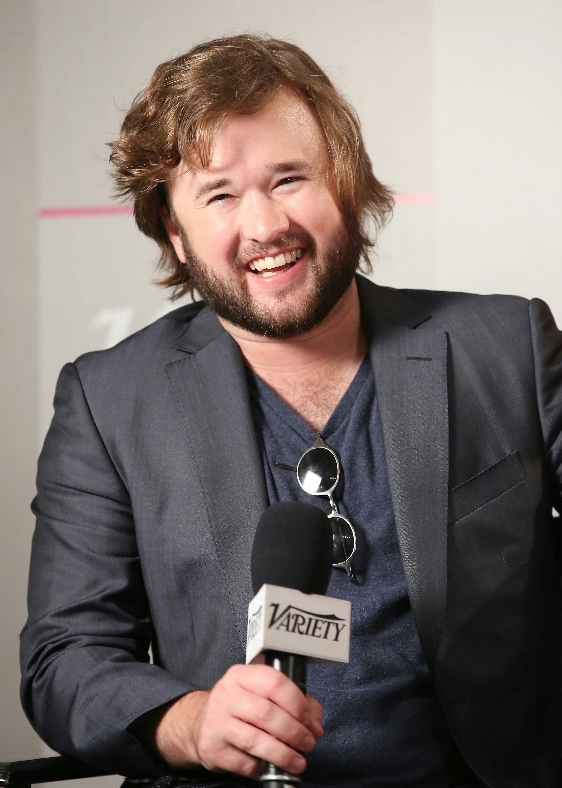 Haley Joel Osment in 'Sex Ed' Proves the 'Sixth Sense' Prodigy is Dead \u0026  Gone, image size:2225x3120